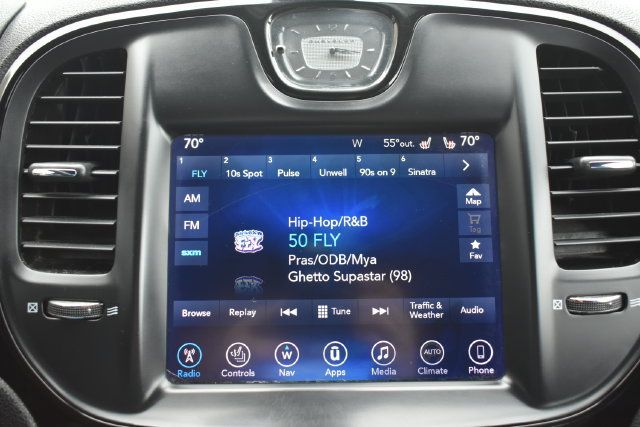 Used 2017 Chrysler 300 S RWD image 26