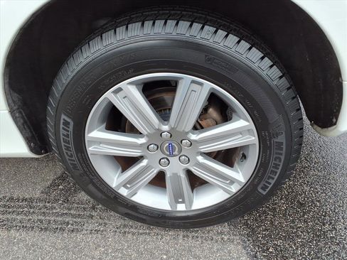 Used 2017 Volvo XC60 T5 Inscription w/ Preferred Option Package image 11