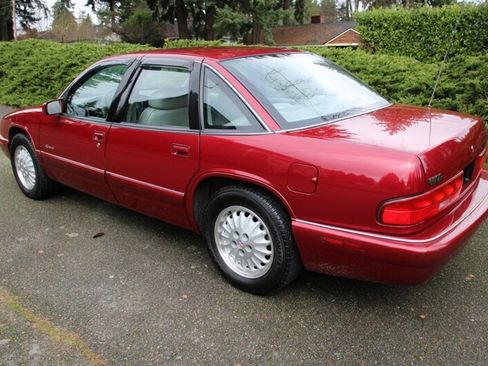 Used 1995 Buick Regal Custom image 4