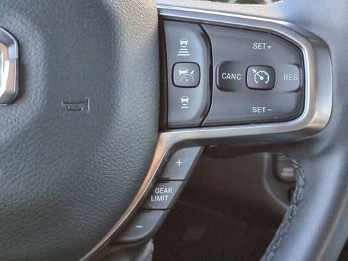 Used 2025 RAM 1500 Laramie image 25