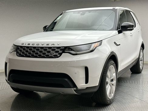 New 2026 Land Rover Discovery S AWD/4WD image 1