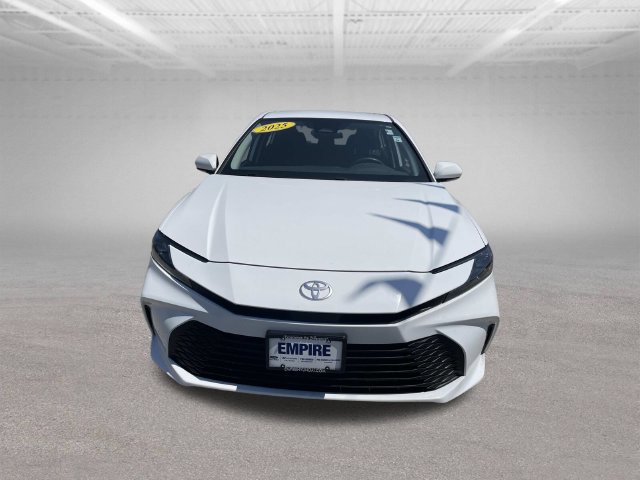 Used 2025 Toyota Camry LE FWD image 13
