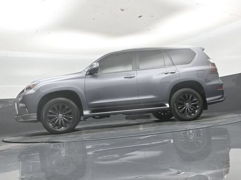 Used 2023 Lexus GX 460 Luxury w/ Sport Design Package AWD/4WD image 47
