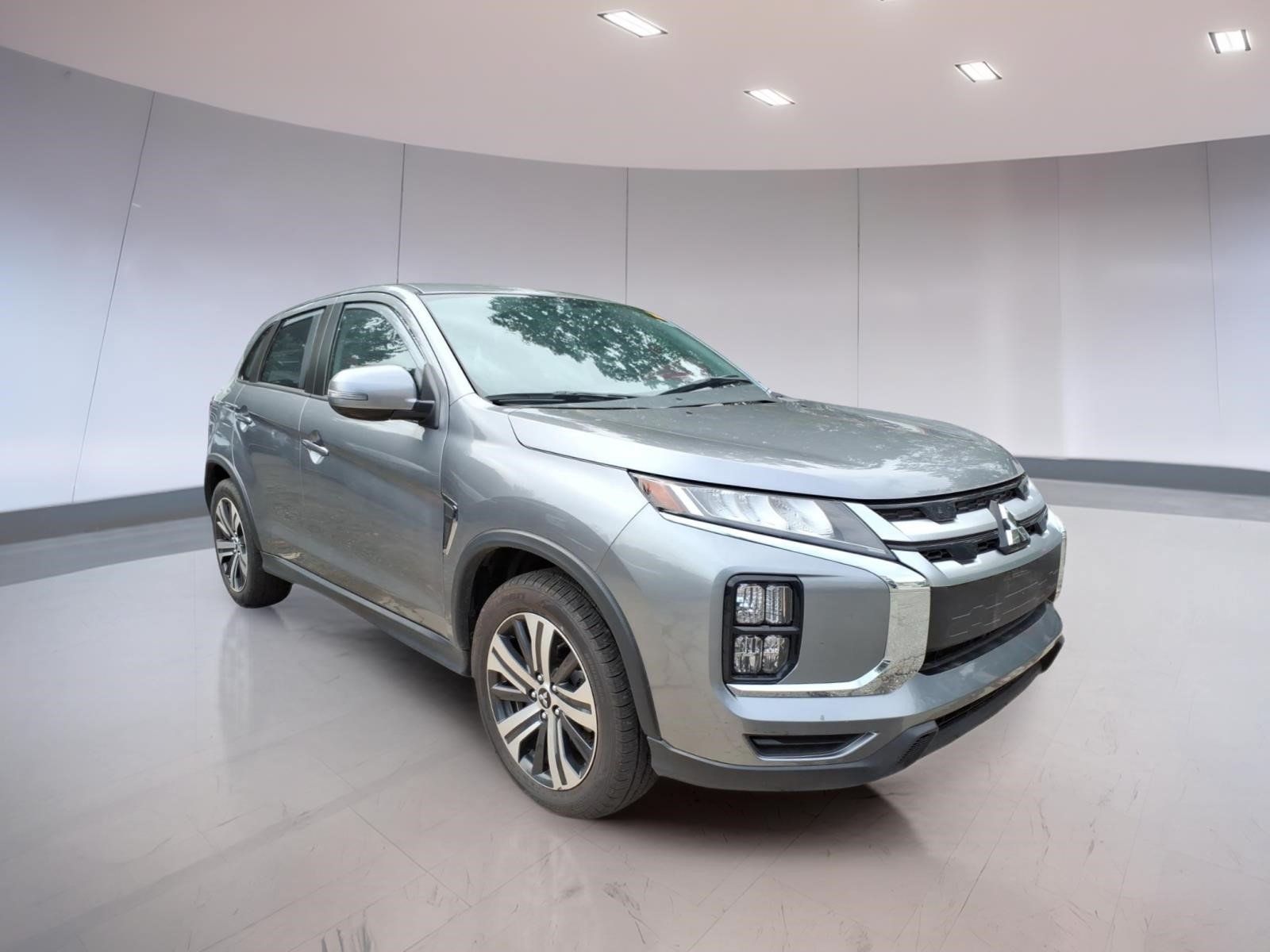 Used 2025 Mitsubishi Outlander Sport SE AWD/4WD image 1