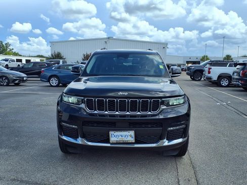Used 2022 Jeep Grand Cherokee L Limited AWD/4WD image 19