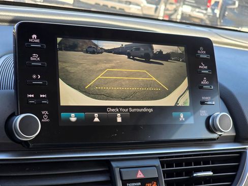 Used 2019 Honda Accord EX-L image 9
