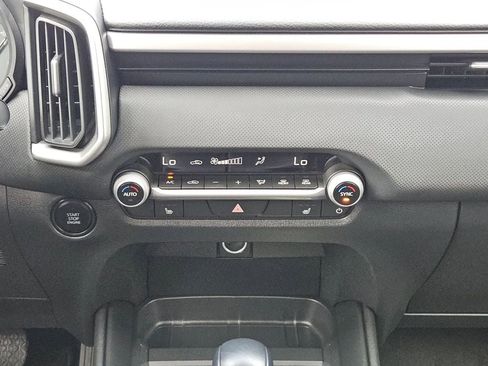 Used 2025 MAZDA CX-50 AWD 2.5 S w/ Premium Package image 21