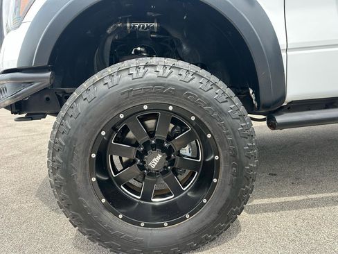 Used 2014 Ford F150 XLT AWD/4WD image 15