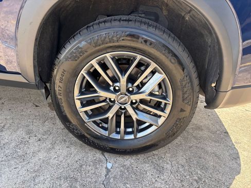 Used 2026 Nissan Rogue SV FWD image 31