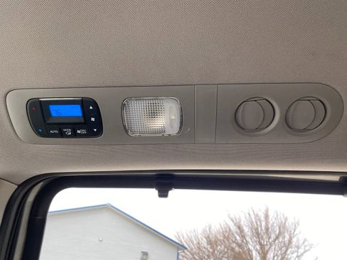 Used 2012 Honda Odyssey EX image 19