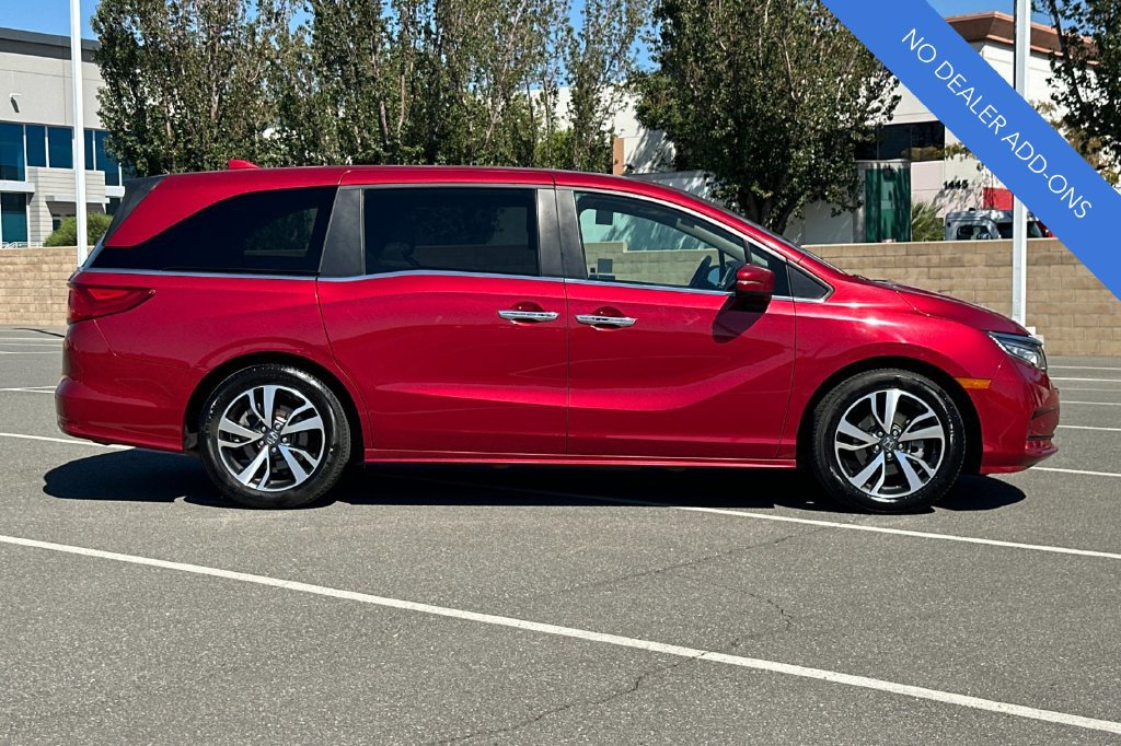 Certified 2022 Honda Odyssey Touring image 3