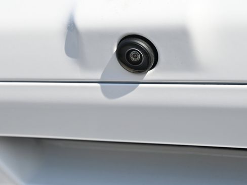 New 2025 Ford F150 Lariat w/ Equipment Group 501A Mid image 5