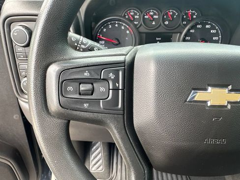 Used 2023 Chevrolet Silverado 1500 Custom AWD/4WD image 11