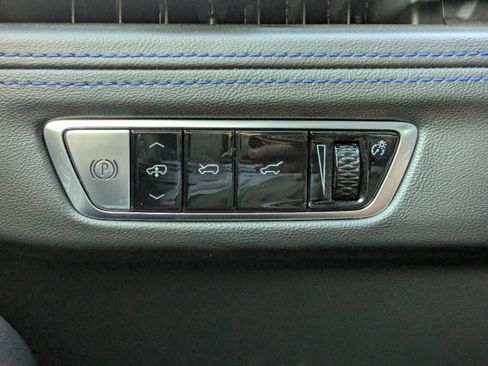 New 2025 Cadillac Escalade IQ Luxury 1 w/ Smart Trailering package image 35