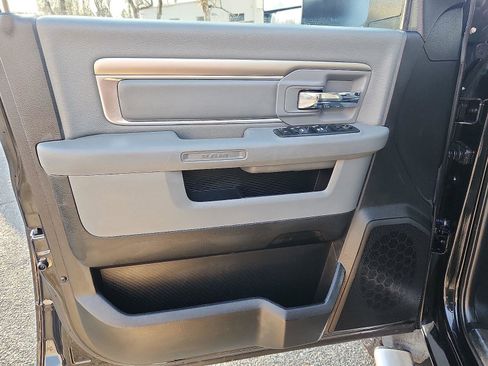 Used 2018 RAM 2500 Big Horn image 12