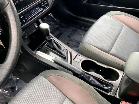 Used 2019 Toyota Corolla LE image 13