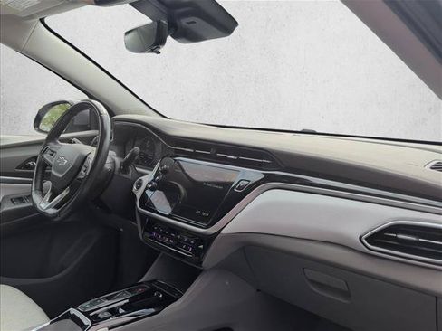 Used 2022 Chevrolet Bolt EUV Premier FWD image 27
