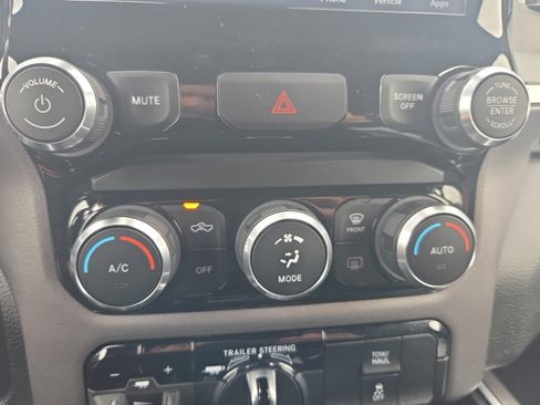 Used 2022 RAM 1500 Big Horn w/ Trailer Tow Group image 21