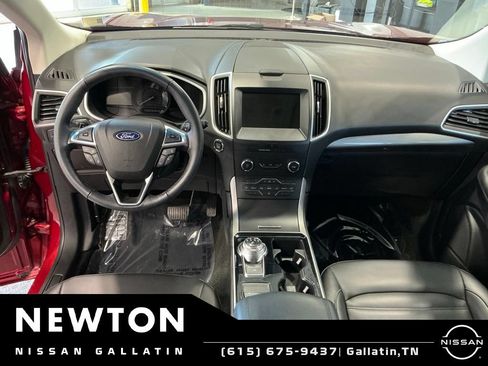 Used 2019 Ford Edge SEL w/ Equipment Group 201A AWD/4WD image 11