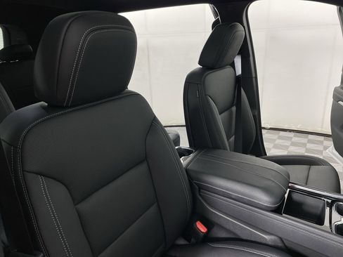 New 2026 Chevrolet Traverse LT w/ Sun and Wheel Package image 87