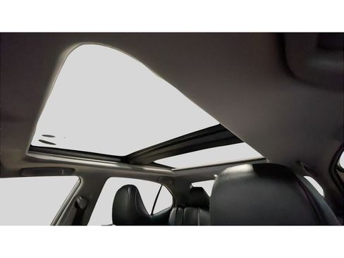 Used 2023 Toyota Camry XSE image 14