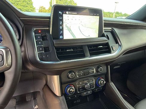 Used 2024 Chevrolet Tahoe Z71 w/ Z71 Off-Road Package AWD/4WD image 6