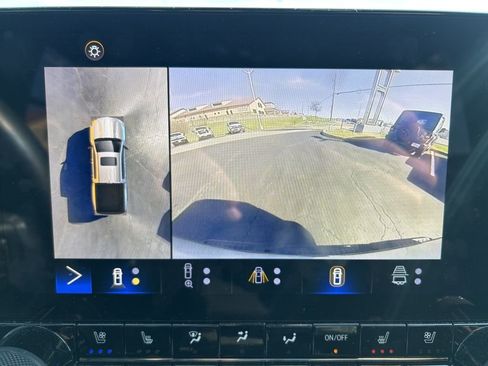 Used 2023 Chevrolet Colorado ZR2 w/ ZR2 Convenience Package III image 28