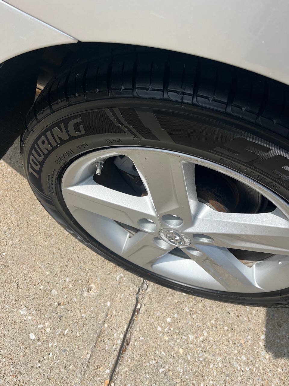 Used 2012 Toyota Camry SE FWD image 8