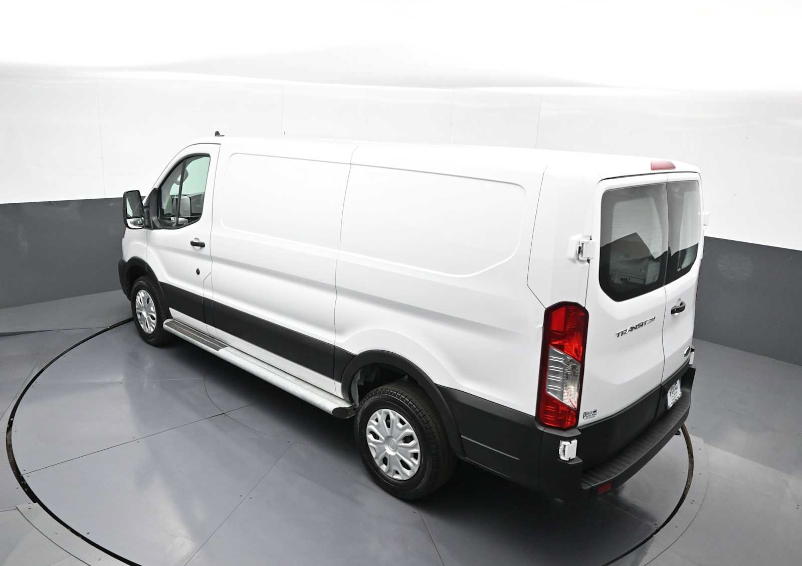Used 2025 Ford Transit 250 Low Roof w/ Exterior Upgrade Package RWD image 44