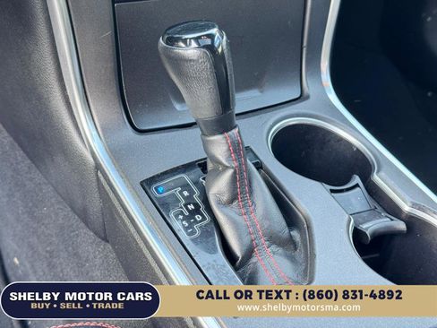 Used 2016 Toyota Camry SE image 11