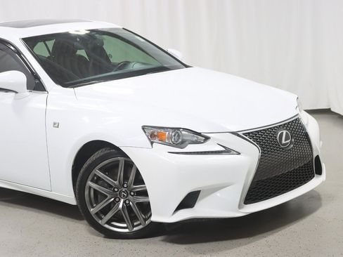 Used 2016 Lexus IS 300 AWD image 2