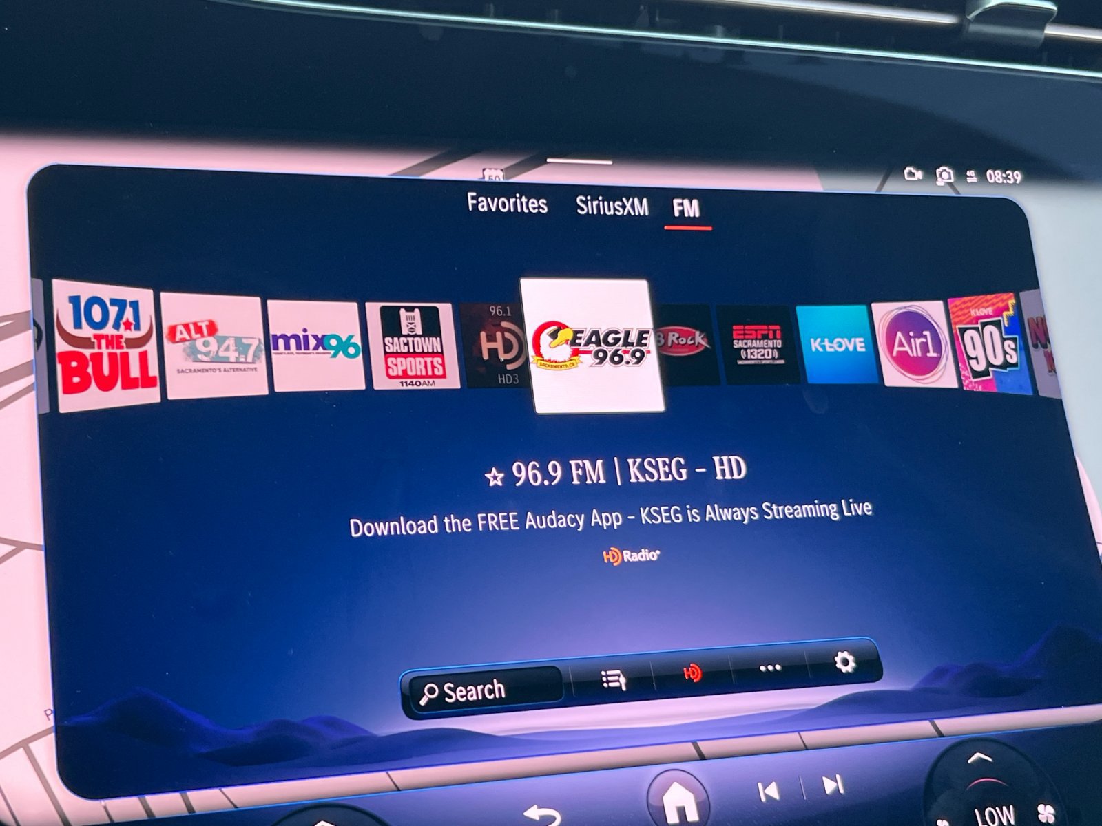 Certified 2022 Mercedes-Benz EQS 580 4MATIC Sedan image 16