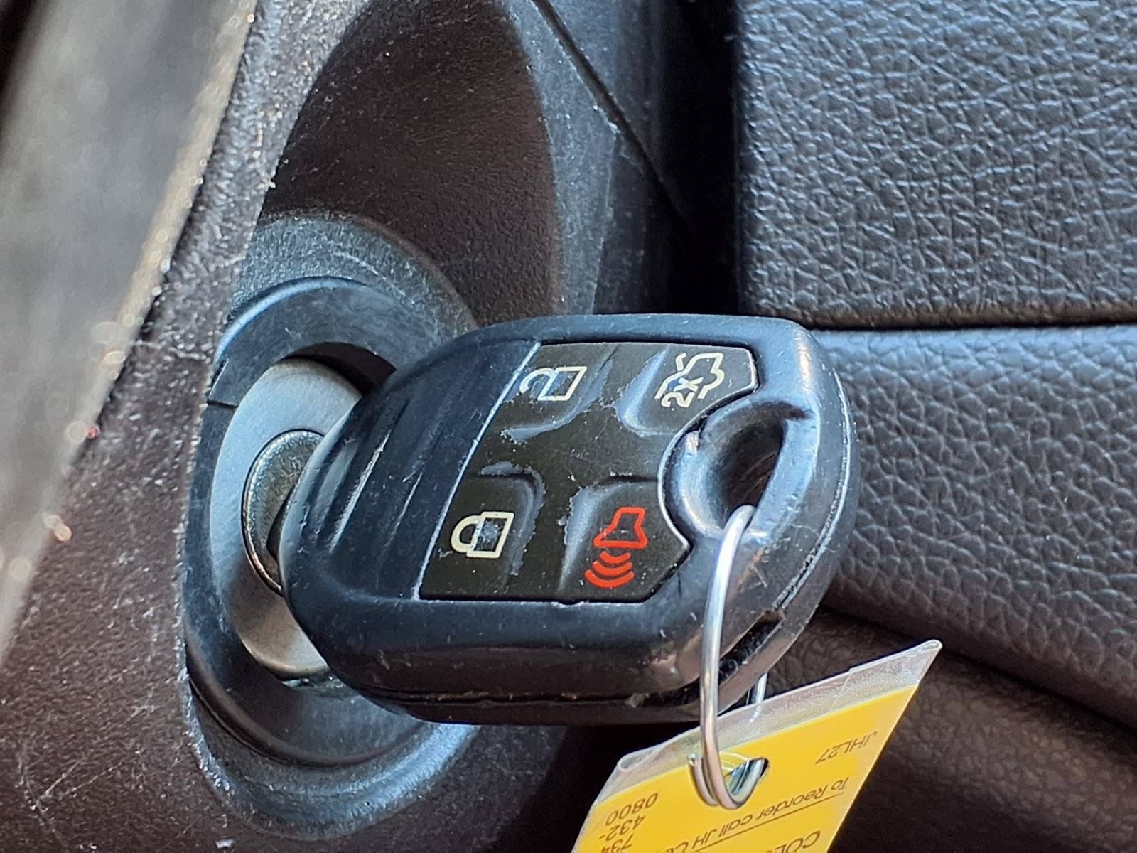 Used 2012 Ford Fusion Hybrid FWD image 24