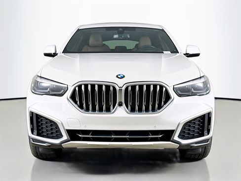 Certified 2023 BMW X6 xDrive40i w/ Premium Package image 2