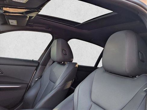 Used 2020 BMW 330i Sedan image 13