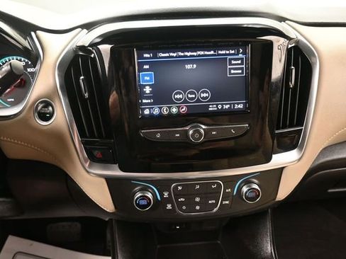 Used 2023 Chevrolet Traverse LS w/ Midnight/Sport Edition FWD image 10