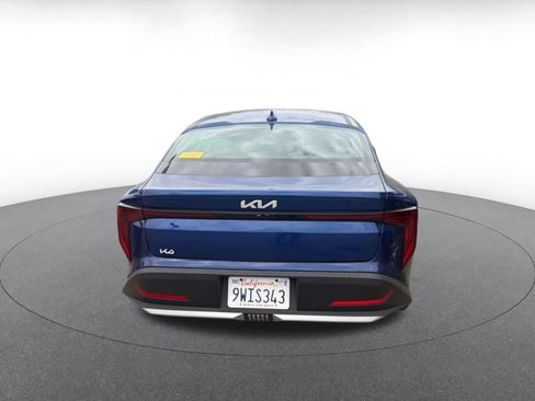 Used 2026 Kia K4 FWD image 4