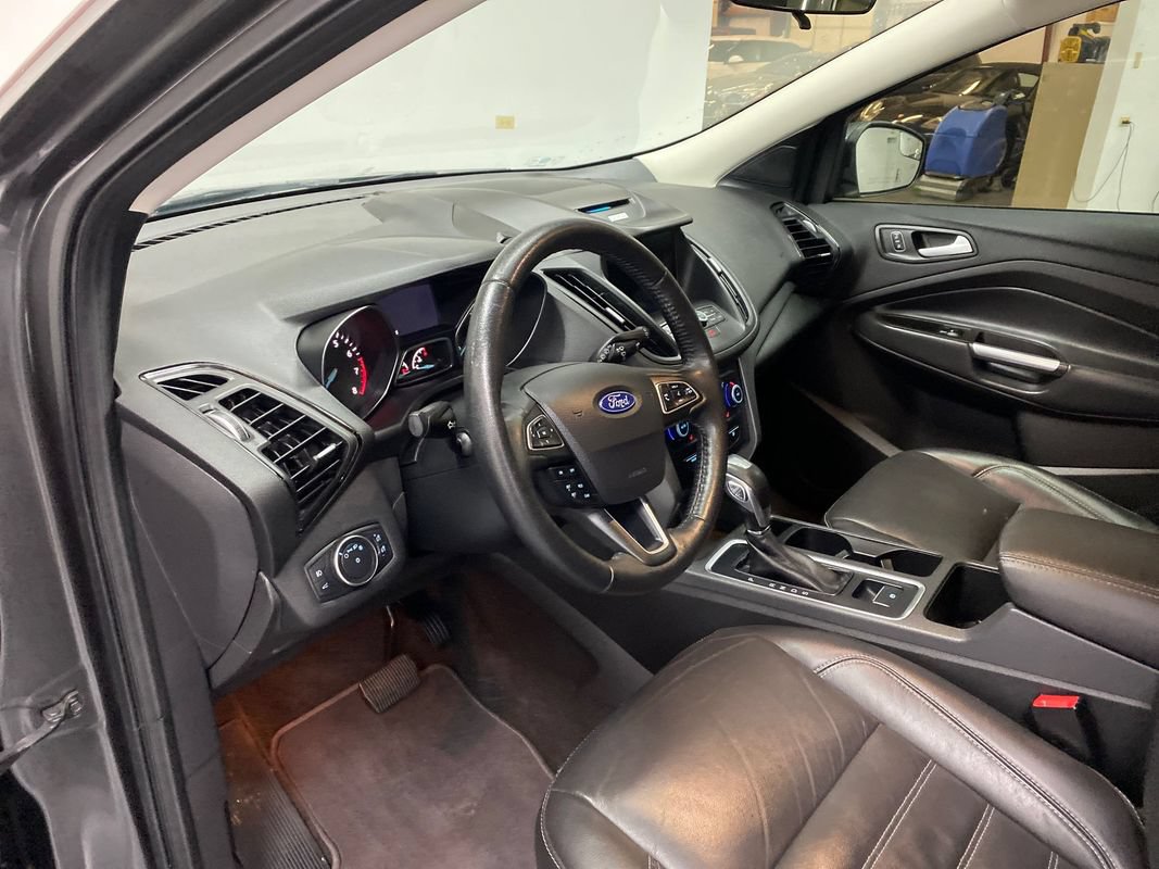 Used 2018 Ford Escape SEL AWD/4WD image 8