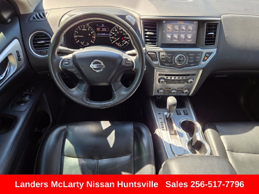 Used 2017 Nissan Pathfinder SL w/ SL Premium Package FWD image 9