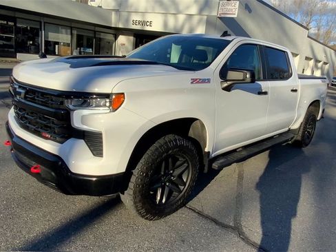 Certified 2022 Chevrolet Silverado 1500 LT Trail Boss w/ Convenience Package II image 5