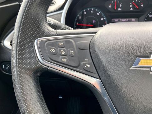 Used 2024 Chevrolet Malibu LT image 24