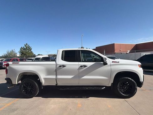 Used 2020 Chevrolet Silverado 1500 Custom Trail Boss AWD/4WD image 4