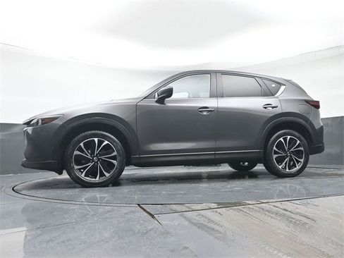 Used 2022 MAZDA CX-5 AWD 2.5 S w/ Premium Package image 27