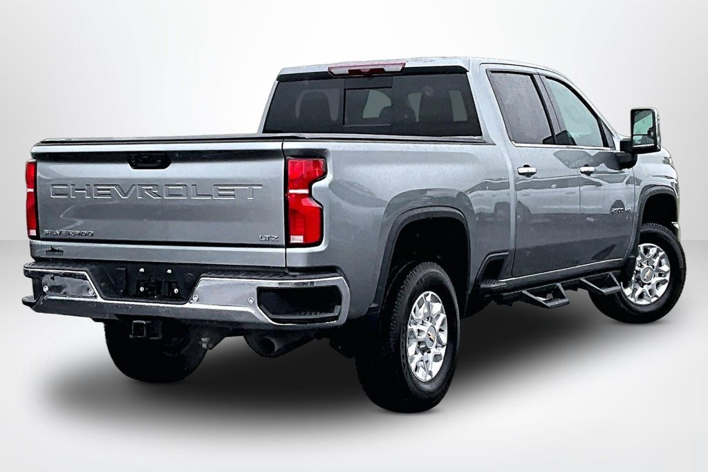Used 2025 Chevrolet Silverado 2500 LTZ w/ LTZ Plus Package AWD/4WD image 6