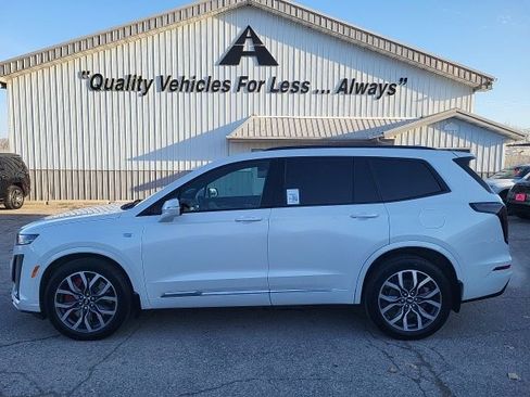 Used 2023 Cadillac XT6 Sport image 25