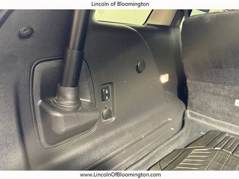 Used 2013 Lincoln MKX AWD image 59