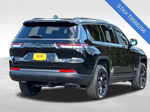 New 2026 Jeep Grand Cherokee L 4WD image 4