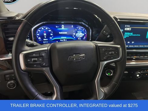 Used 2023 Chevrolet Silverado 1500 RST w/ Z71 Off-Road Package AWD/4WD image 12