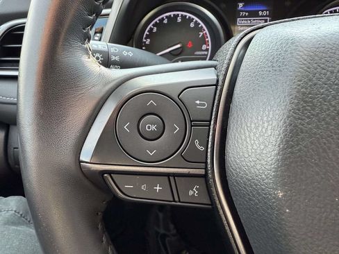 Used 2023 Toyota Camry SE FWD image 21