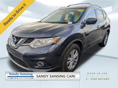 Used 2016 Nissan Rogue SV w/ SV Premium Package